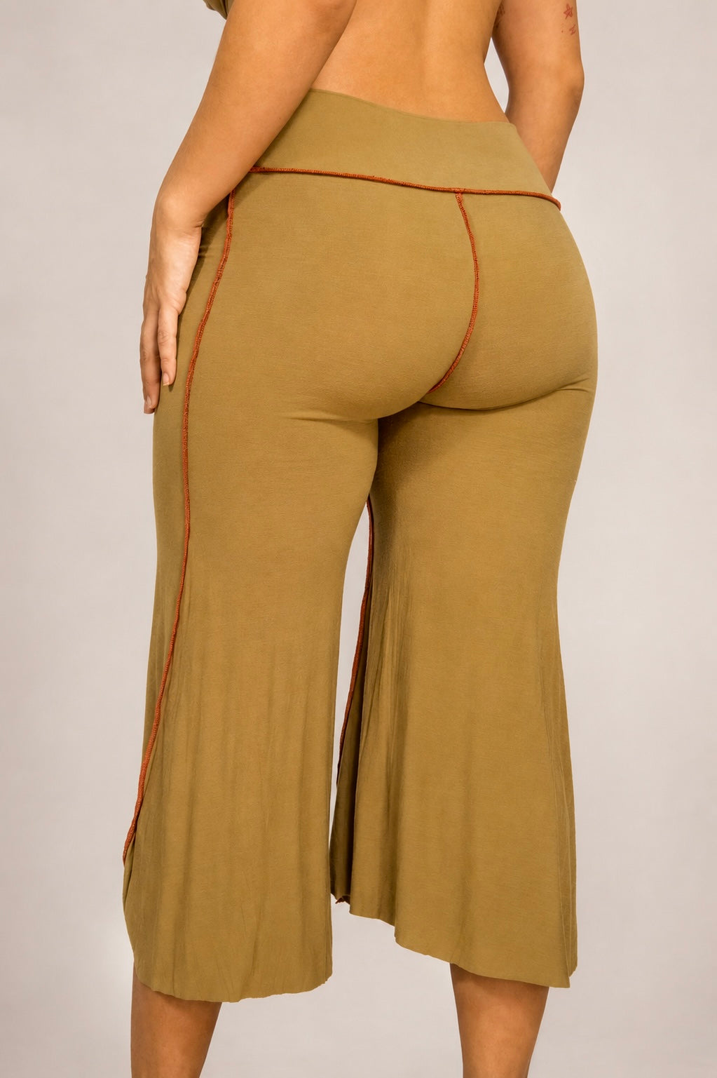 Low Rise Gaucho Pants: Taupe